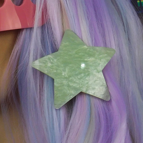 Pastel Green Pearl Star Hair Clip